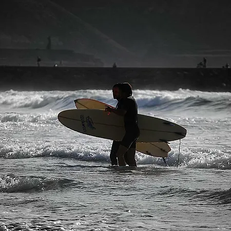 Black & White Canteras