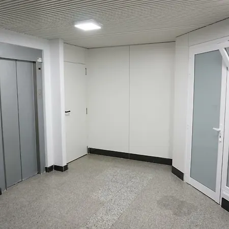 Apartment Black & White Canteras